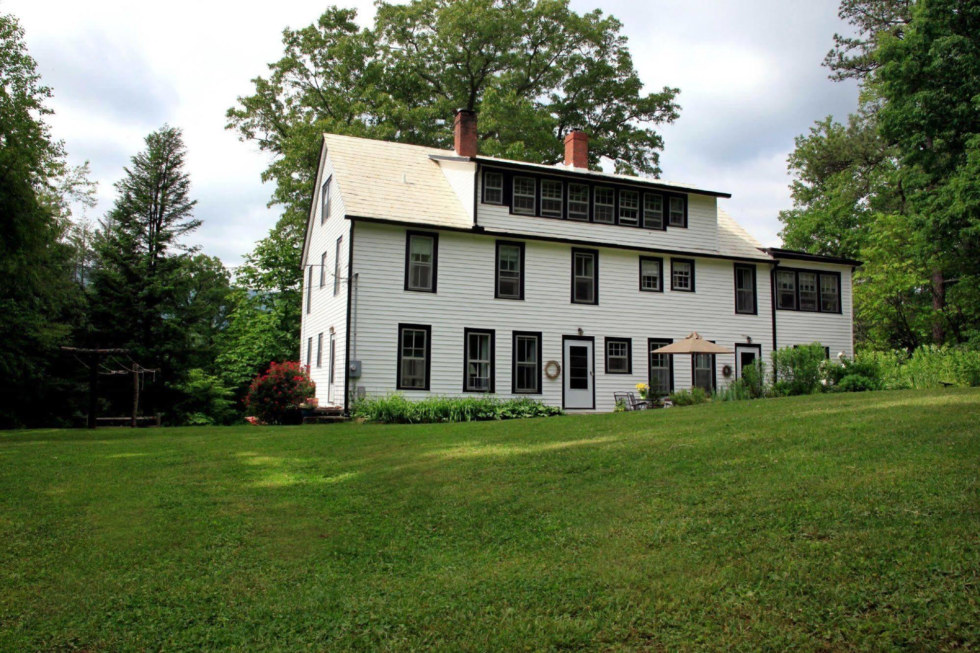 Black Mountain Inn Kültér fotó